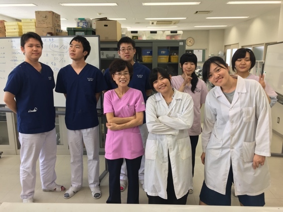 赤島老師與專攻科的學生